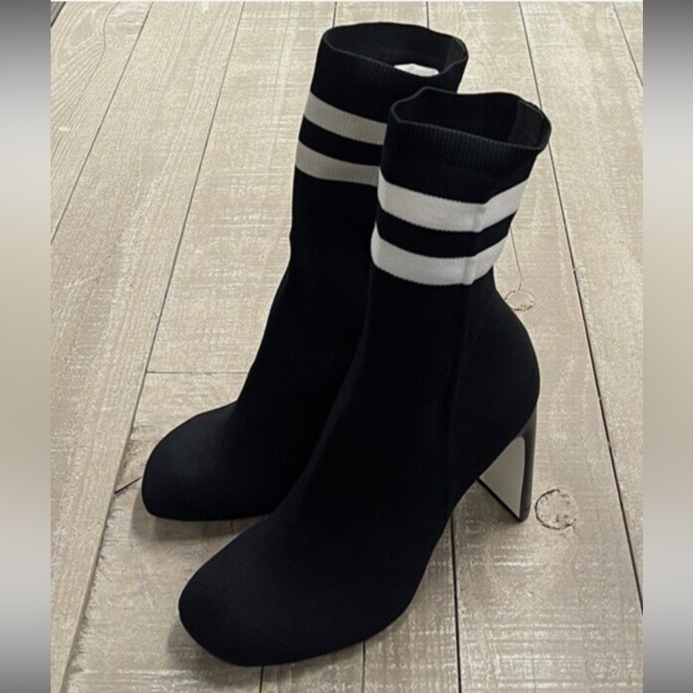 Rag & Bone $575 Ellis Sock Knit Boot In Black/White Size: 37.5 (US 7 1/2 - Picture 3 of 7